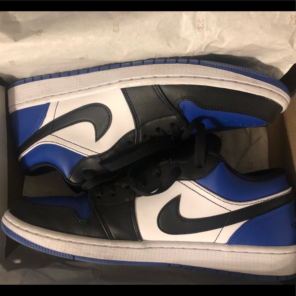 Jordan 1 Low Royal Toe